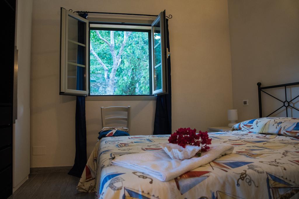 Villa Caterina إمبيريا الغرفة الصورة