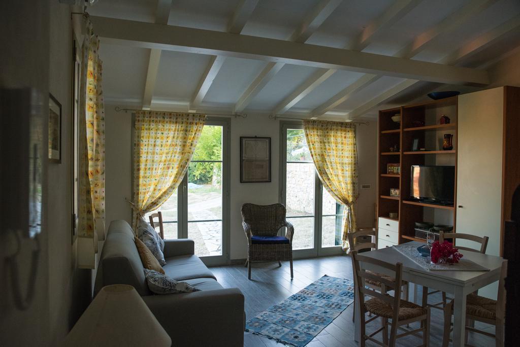 Villa Caterina إمبيريا الغرفة الصورة
